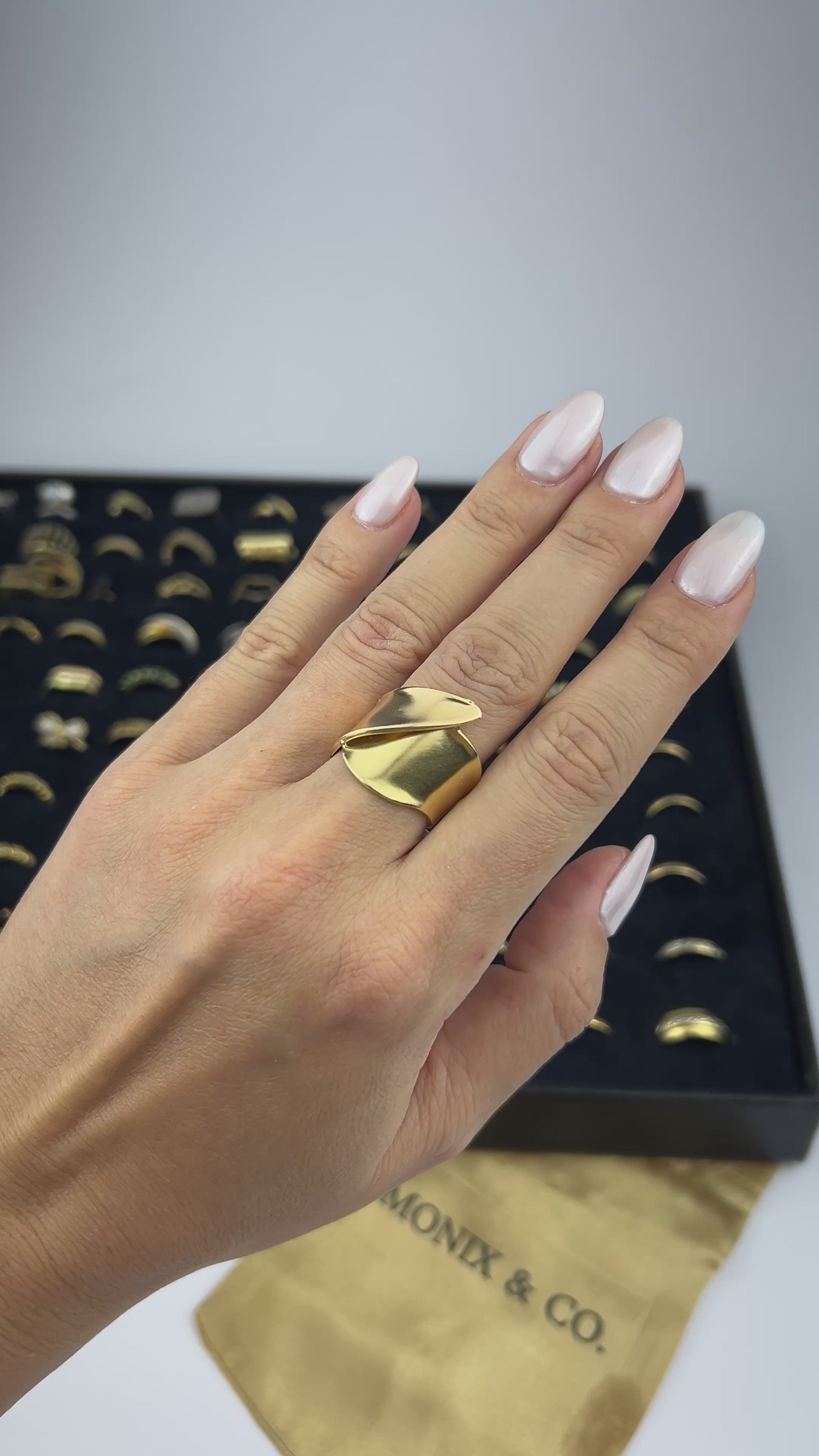 Anel Monix Pétala - 3,9g