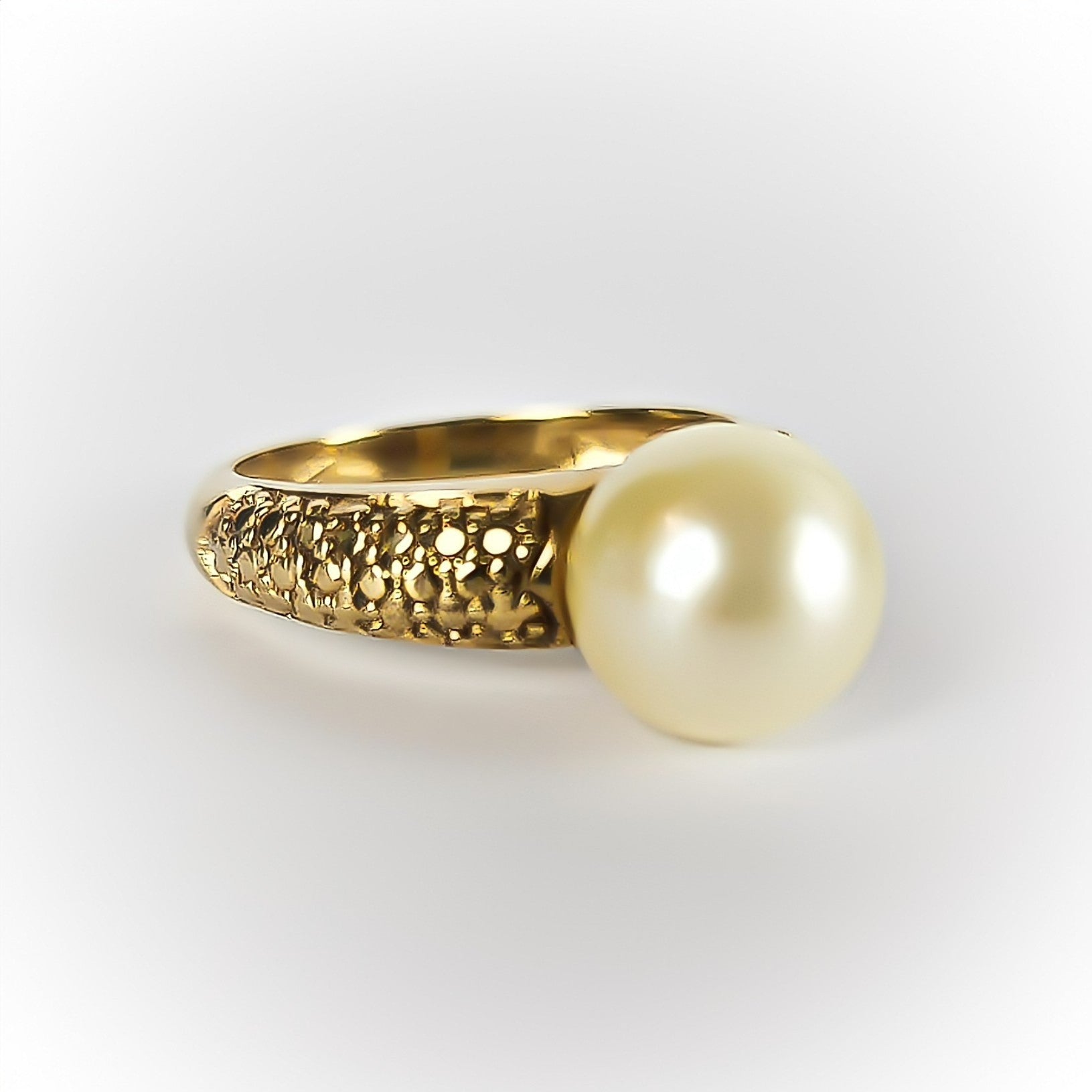Anel Monix Perla Aurea