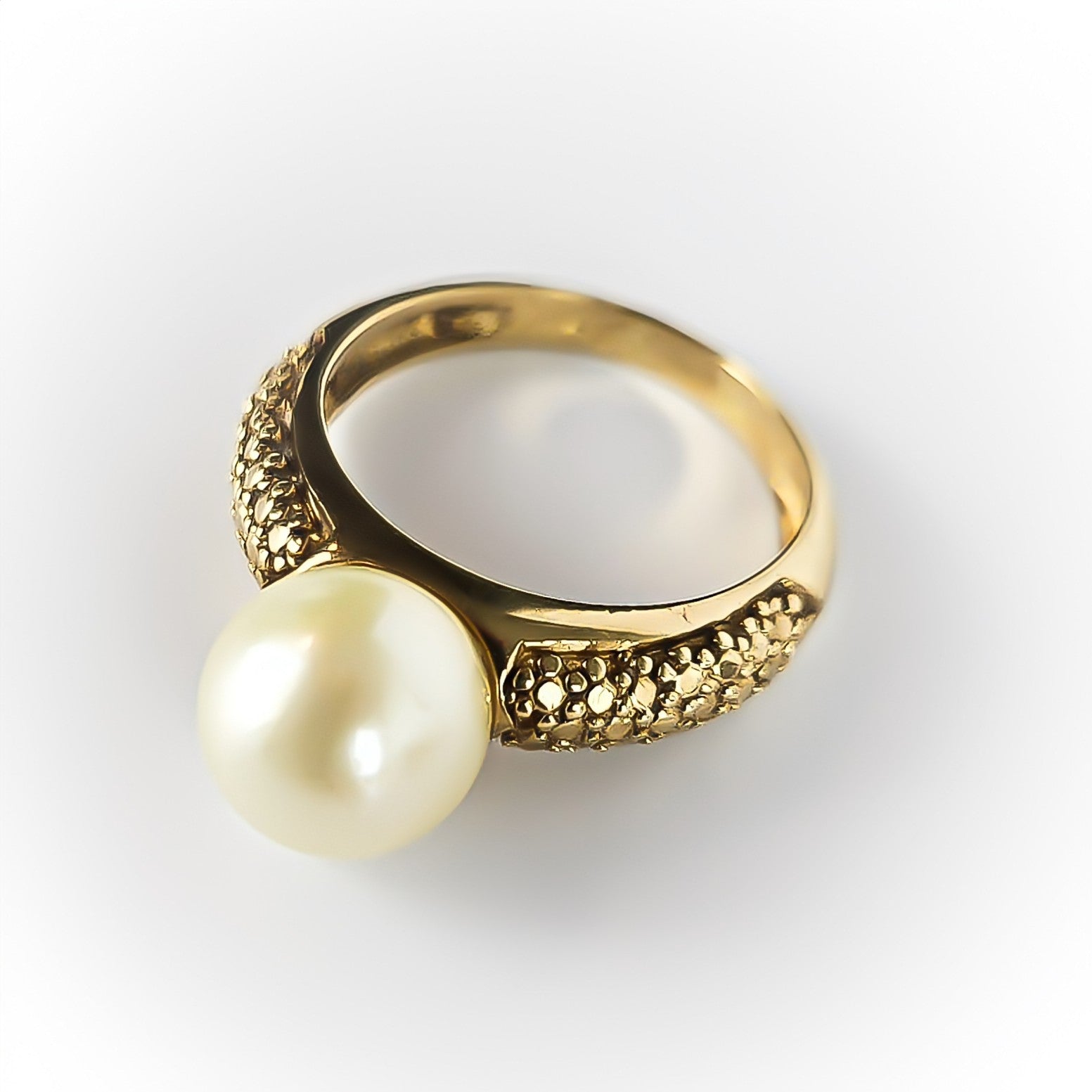 Anel Monix Perla Aurea