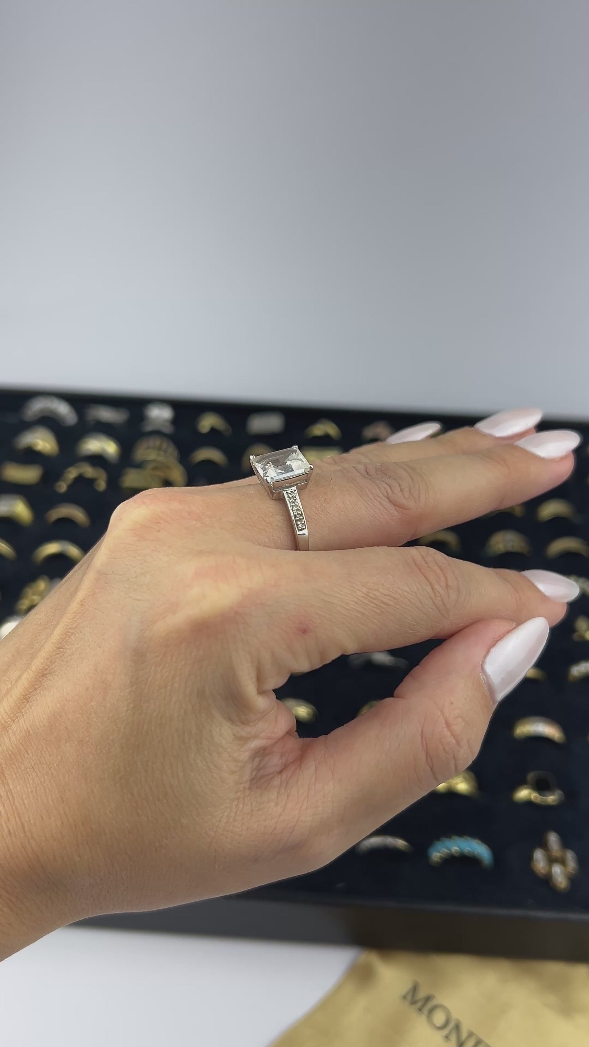 Anel Monix Cristal Royale