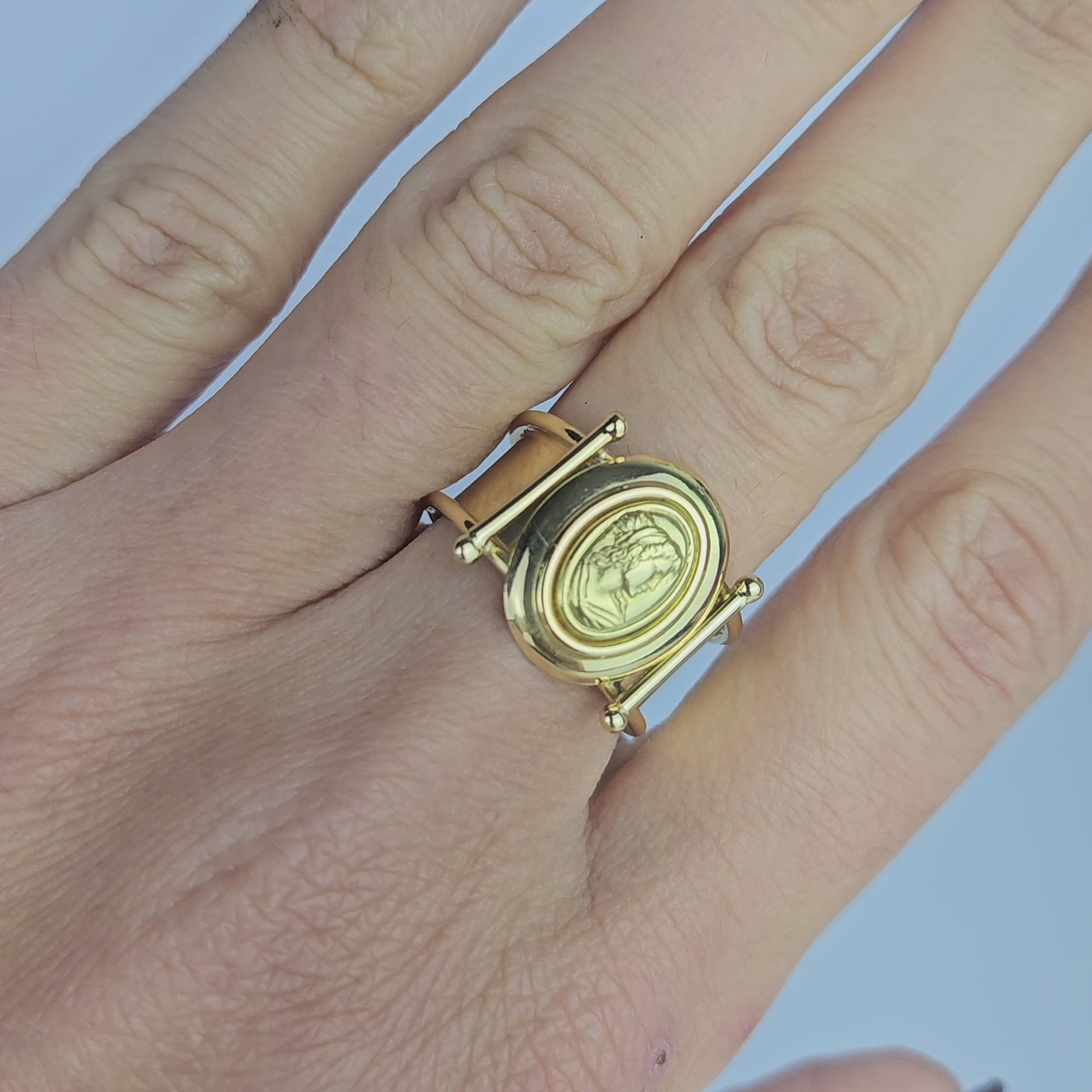 Anel Monix Camafeu - 6,2g