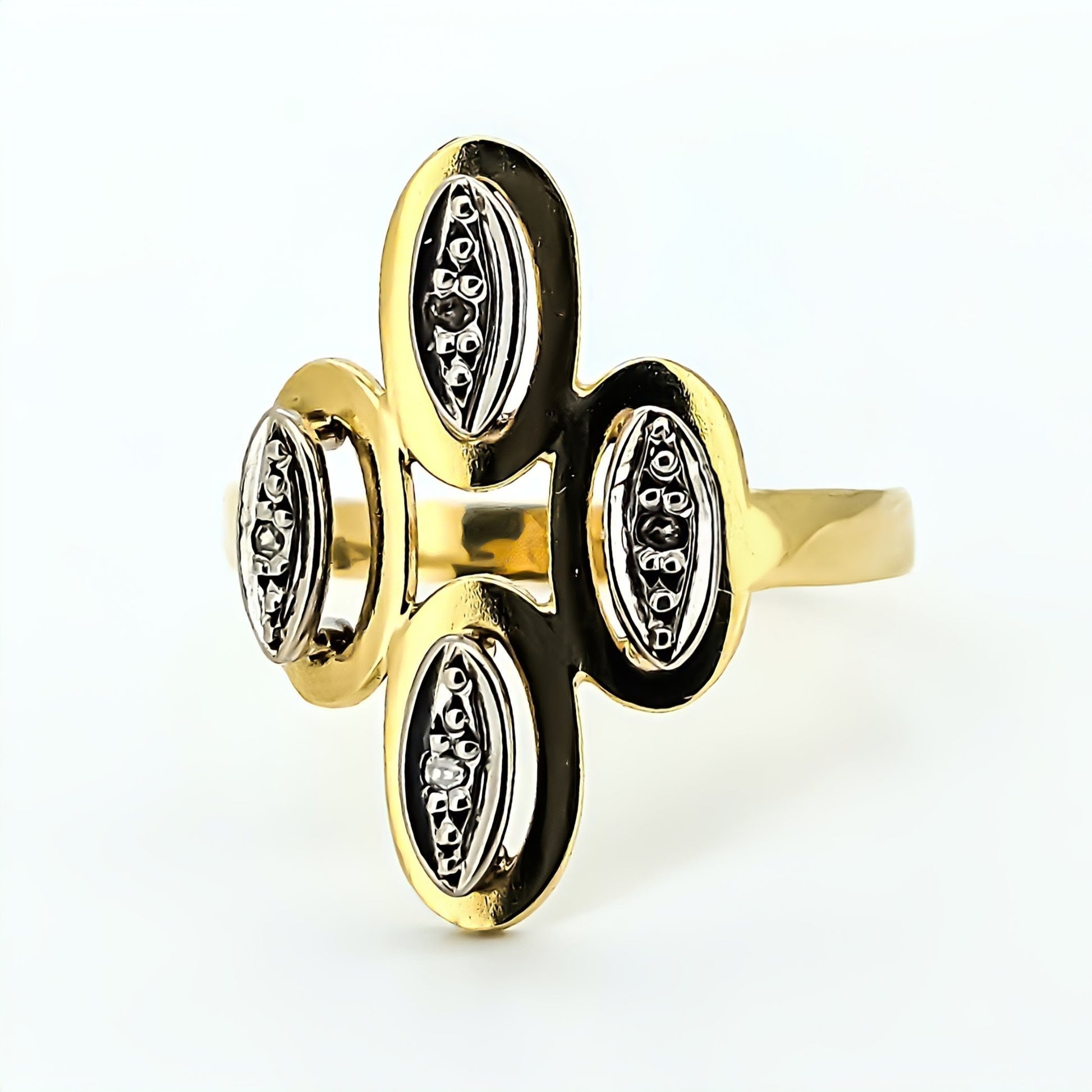 Anel Monix Quatttre Feiulles - 3,1g